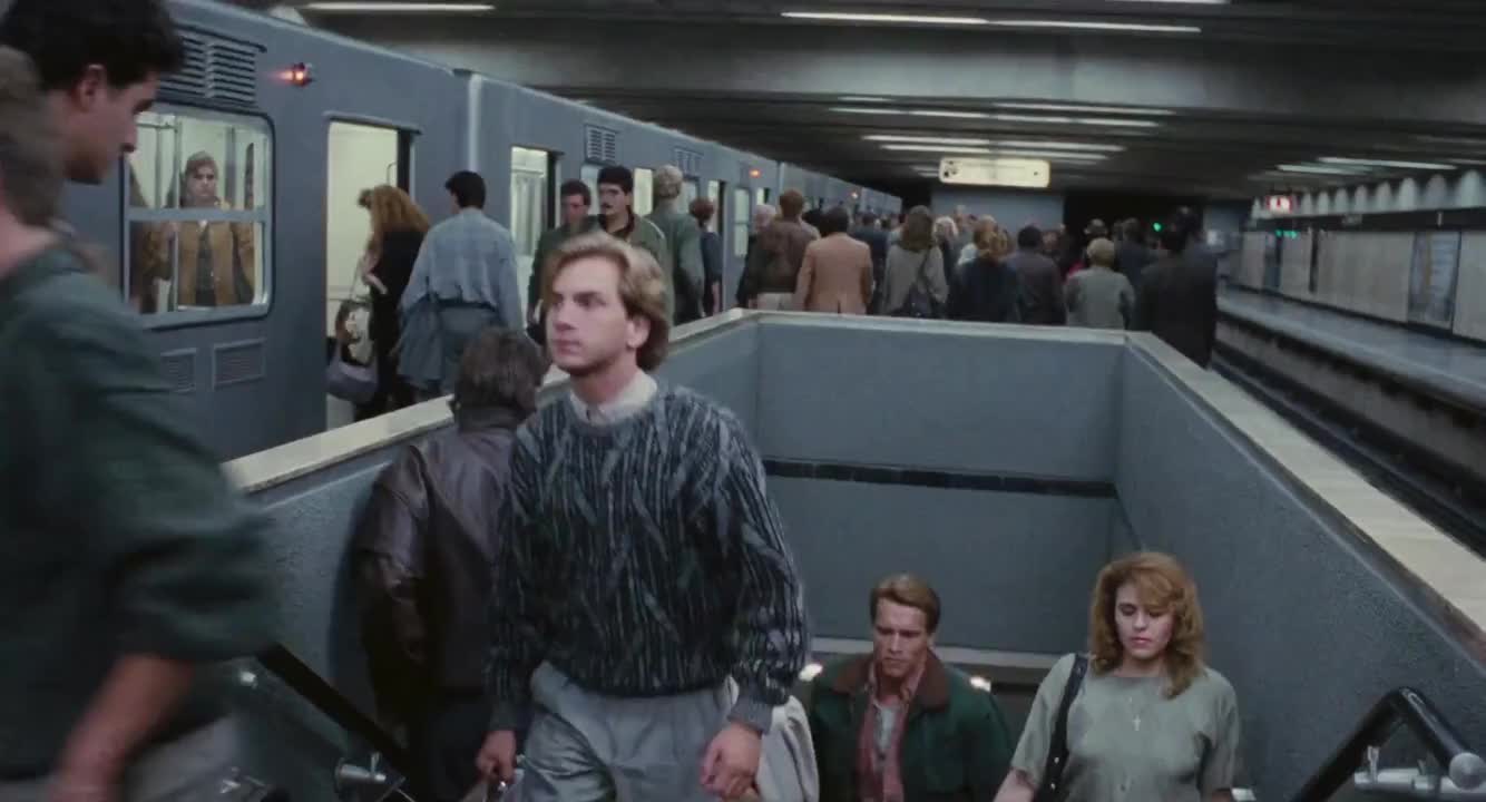 Total Recall (1990) คนทะลุโลก